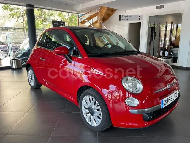 Usado Fiat 500 Lounge 69 HP (50 kW) 2015 Vermelho Sedan