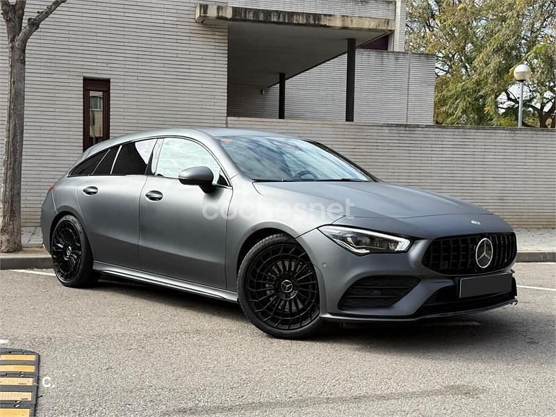Usado Mercedes CLA200 Shooting Brake 163 CV (119 kW) 2019 Negro Familiar