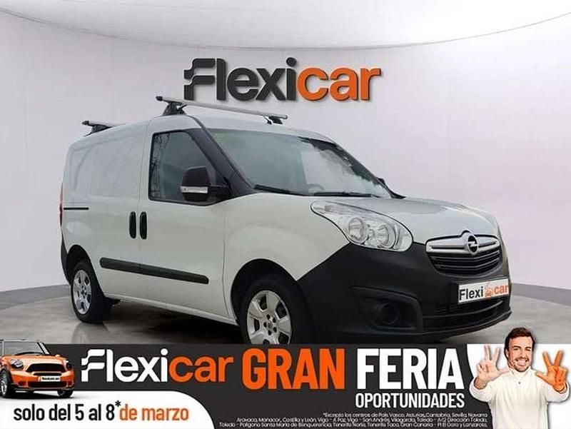Usado Opel Combo Life Expression 102 CV (75 kW) 2018 Blanco Monovolumen