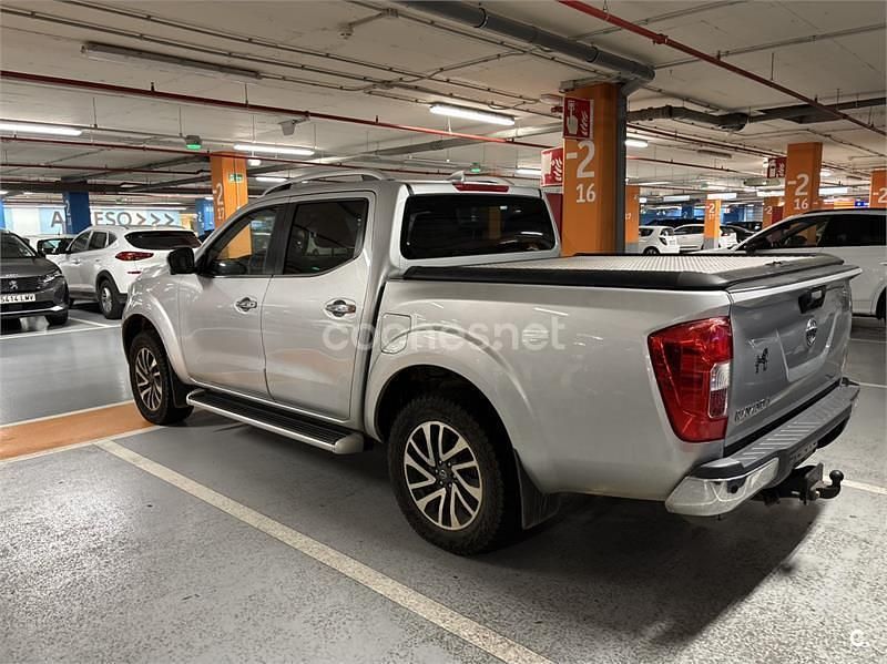 Usado Nissan Navara 190 CV (139 kW) 2016 Gris / plata Pickup/Camioneta
