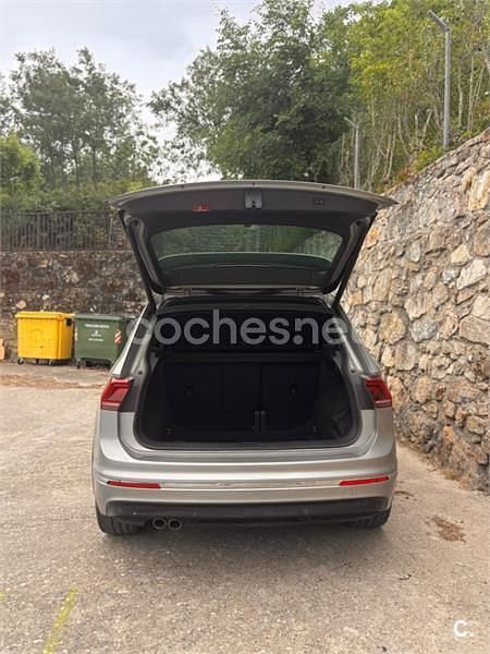 Usado VW Tiguan Sportline 190 CV (139 kW) 2017 Gris / plata SUV