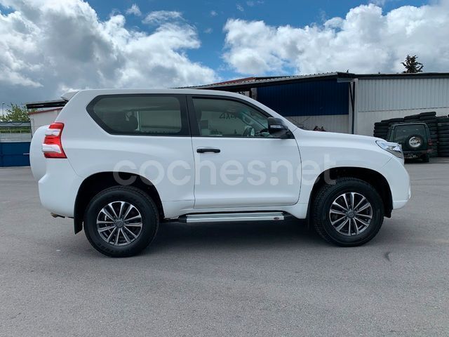 Usado Toyota Land Cruiser 177 CV (130 kW) 2016 Blanco SUV