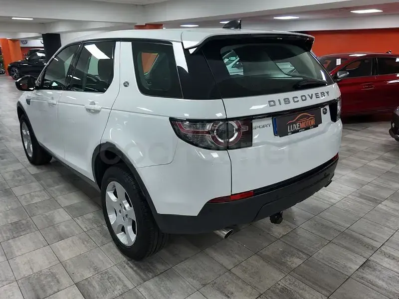 Usado Land Rover Discovery Sport Pure 150 CV (110 kW) 2020 Blanco SUV