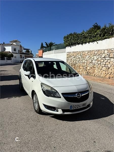 Usado Opel Meriva Excellence 110 CV (80 kW) 2014 Blanco Monovolumen