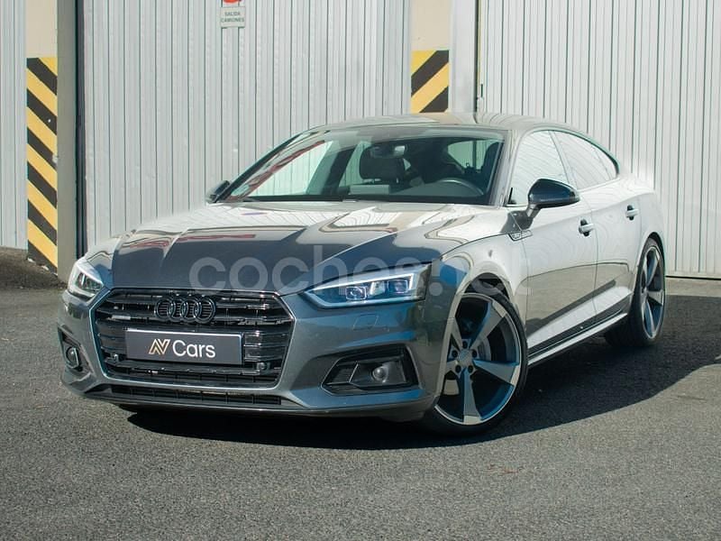 Gris / plata Usado 2017 Audi A5 Sportback Exclusive Utilitario | 31.490 € (Caro) - Imagen 1/4