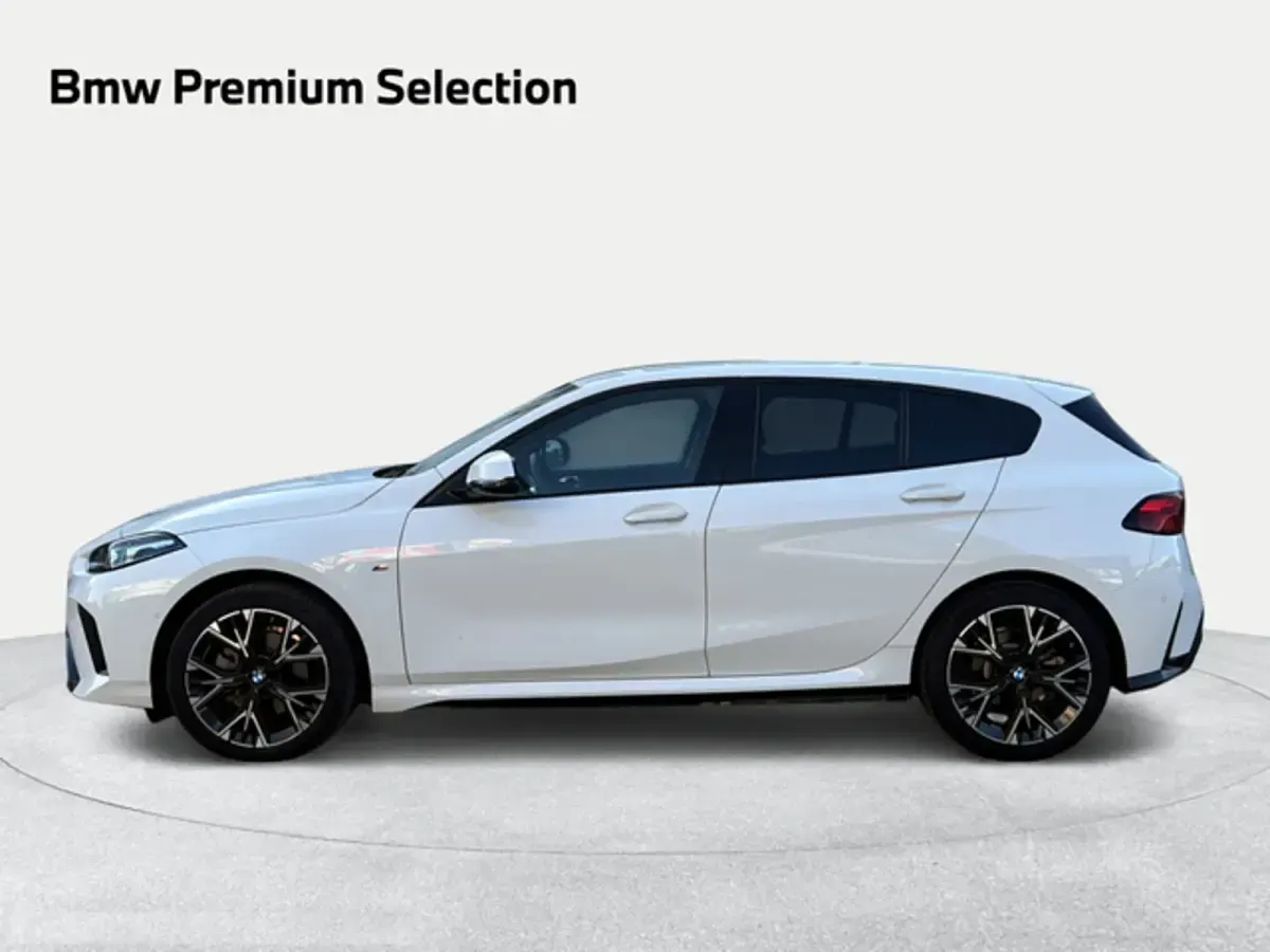 Usado BMW 120 Comfort Edition 170 CV (125 kW) 2025 Blanco Utilitario