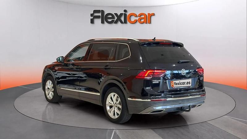 Usado VW Tiguan Allspace Sportline 190 CV (139 kW) 2019 Negro SUV