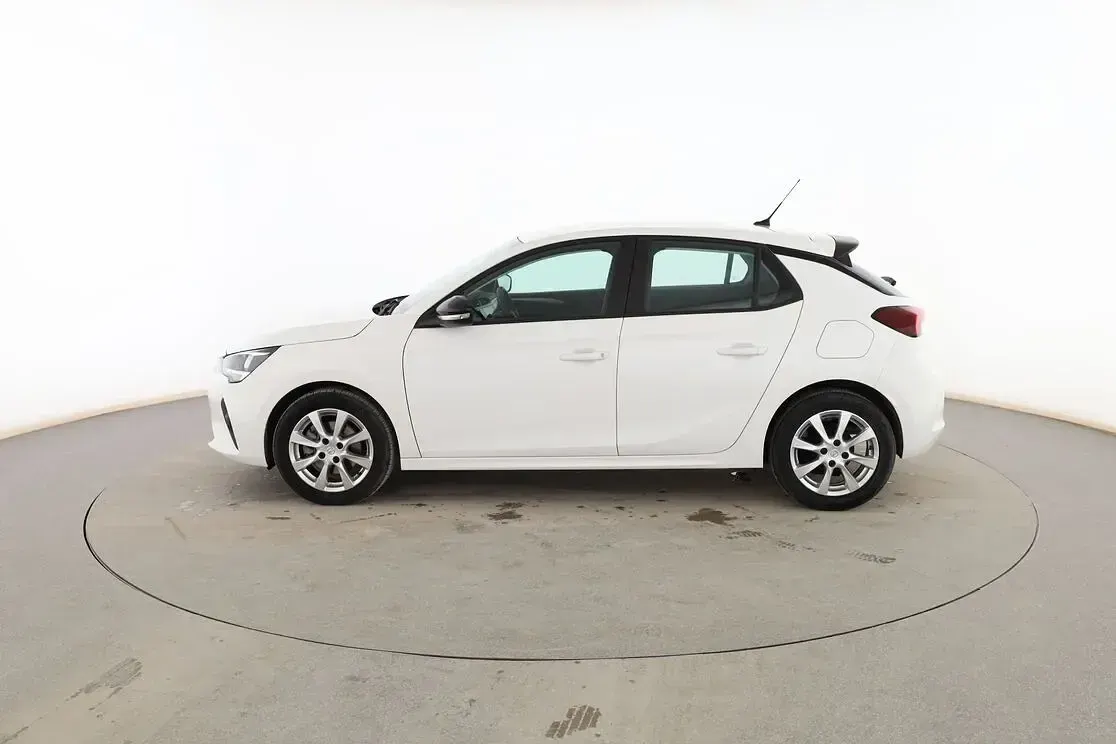 Używany Opel Corsa Edition 101 KM (74 kW) 2022 Biały Hatchback