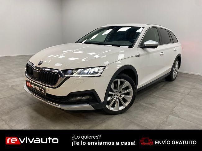 Usado Skoda Octavia 150 CV (110 kW) 2021 Blanco Familiar
