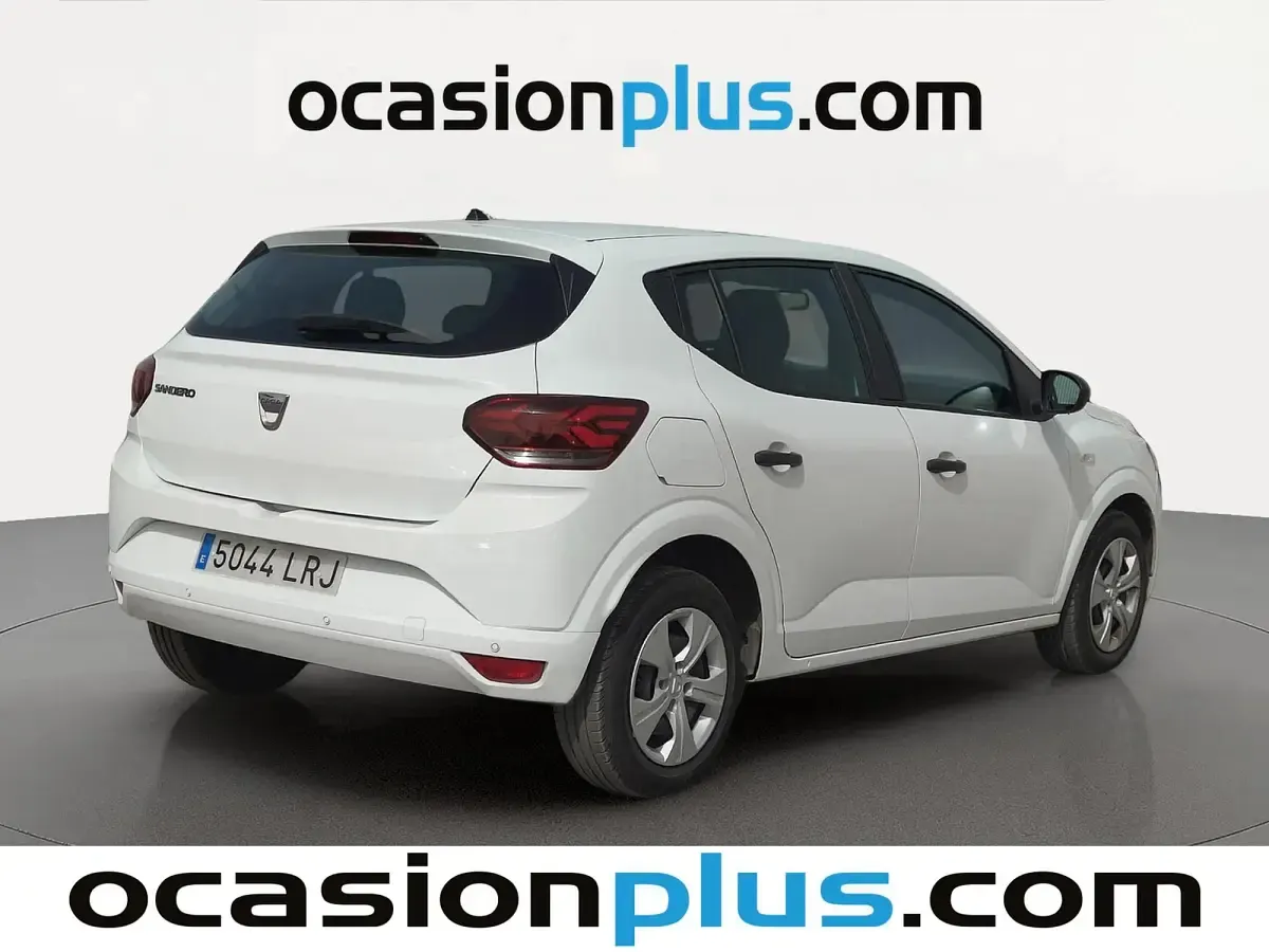 Usado Dacia Sandero Essentiel 67 CV (49 kW) 2021 Blanco Utilitario