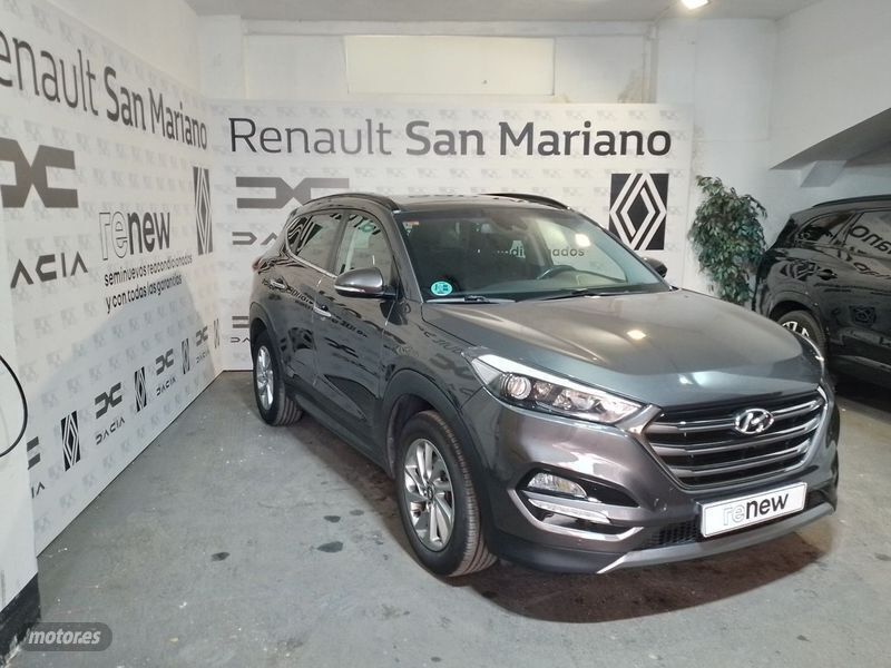 Gris Usado 2016 Hyundai Tucson SUV | 16.400 € (Un poco caro) - Imagen 1/4