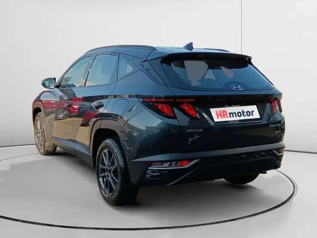 Usado Hyundai Tucson Style 232 CV (170 kW) 2024 Gris SUV