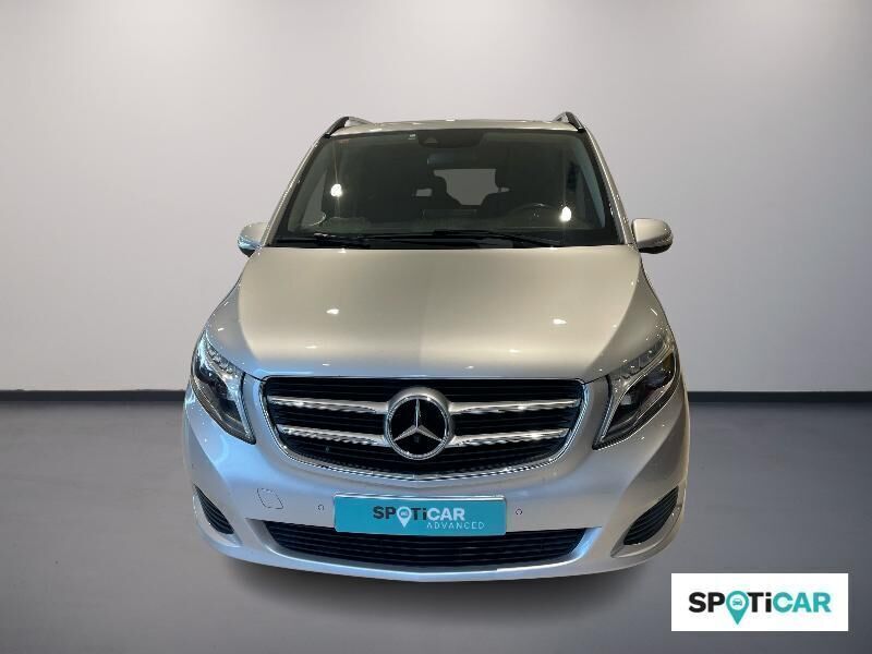 Usado Mercedes V220 Avantgarde 163 CV (119 kW) 2014 Gris/plata Monovolumen