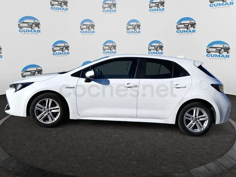 Usado Toyota Corolla Active 122 CV (89 kW) 2021 Blanco Familiar