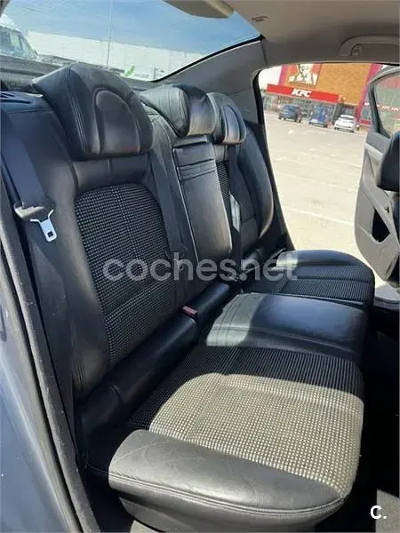 Usado Peugeot 407 110 CV (80 kW) 2006 Azul Berlina