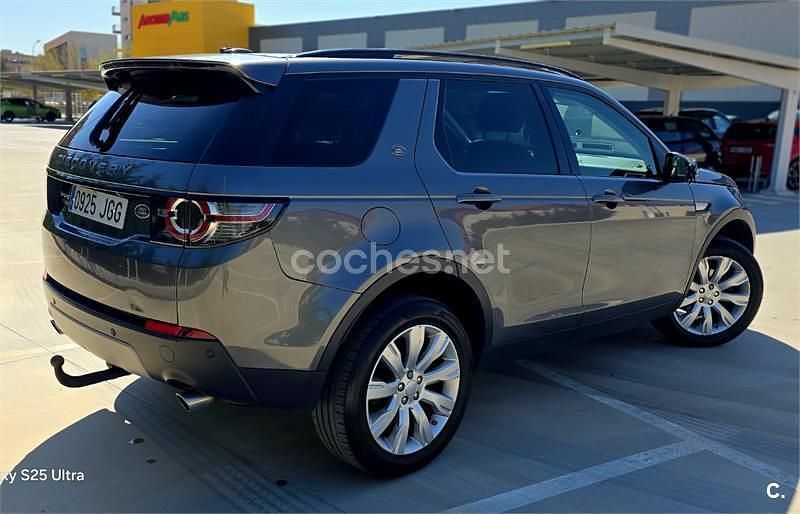 Usado Land Rover Discovery Sport S 150 CV (110 kW) 2015 Gris / plata SUV
