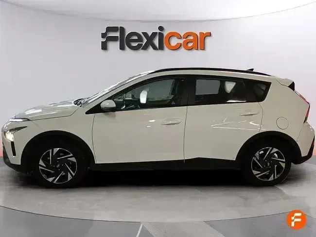 Usado Hyundai Bayon 84 CV (61 kW) 2023 Blanco SUV
