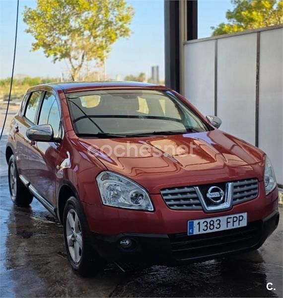 Usado Nissan Qashqai Acenta 115 CV (84 kW) 2007 Rojo SUV