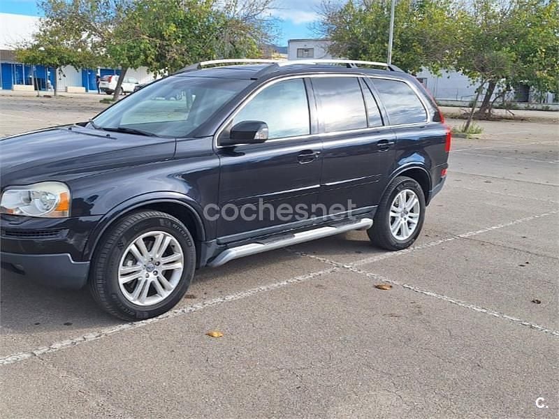 Käytetty Volvo XC90 Executive 185 HP (136 kW) 2007 Musta Katumaasturi