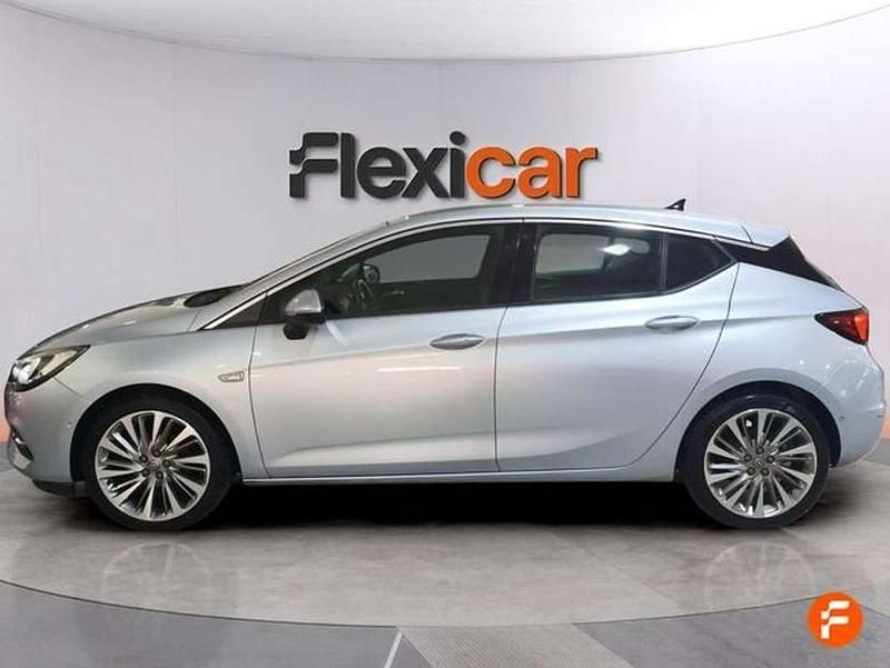 Usado Opel Astra Elegance 122 CV (89 kW) 2020 Gris Berlina