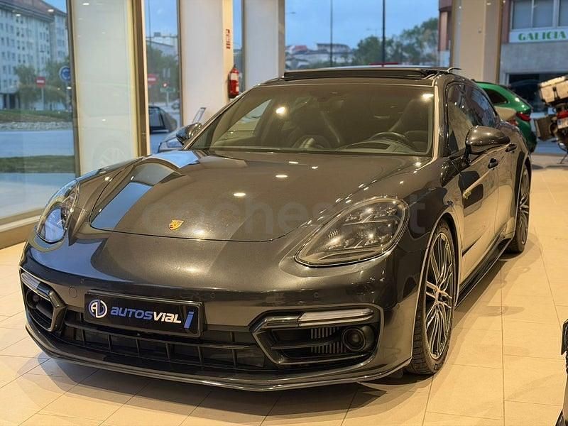 Usado Porsche Panamera 4S 560 CV (411 kW) 2021 Gris / plata Berlina