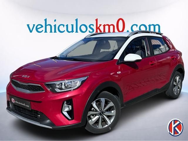 Usado Kia Stonic 100 CV (73 kW) 2022 Rojo SUV