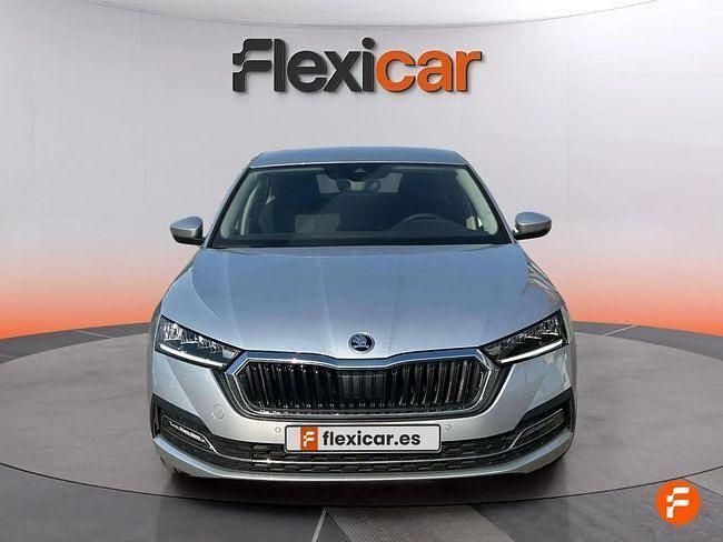 Usado Skoda Octavia 150 CV (110 kW) 2024 Gris / plata Berlina