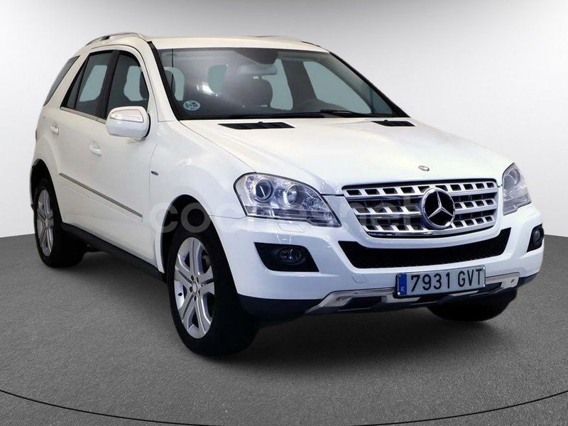 Usado Mercedes ML300 190 CV (139 kW) 2010 Blanco SUV