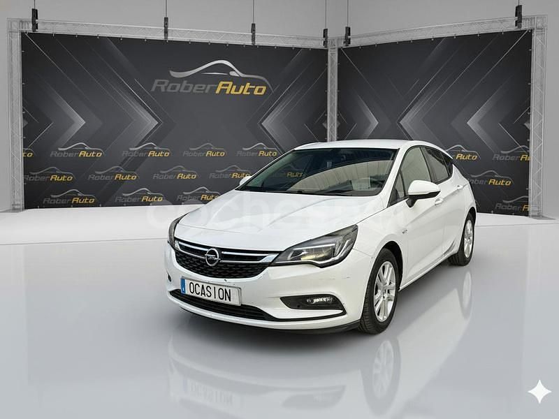 Blanco Usado 2016 Opel Astra Dynamic Berlina | 5999 € (Buen precio) - Imagen 1/4
