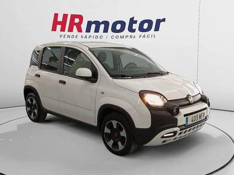 Blanco Usado 2023 Fiat Panda Cross Cross Utilitario | 10.390 € (Buen precio) - Imagen 1/4