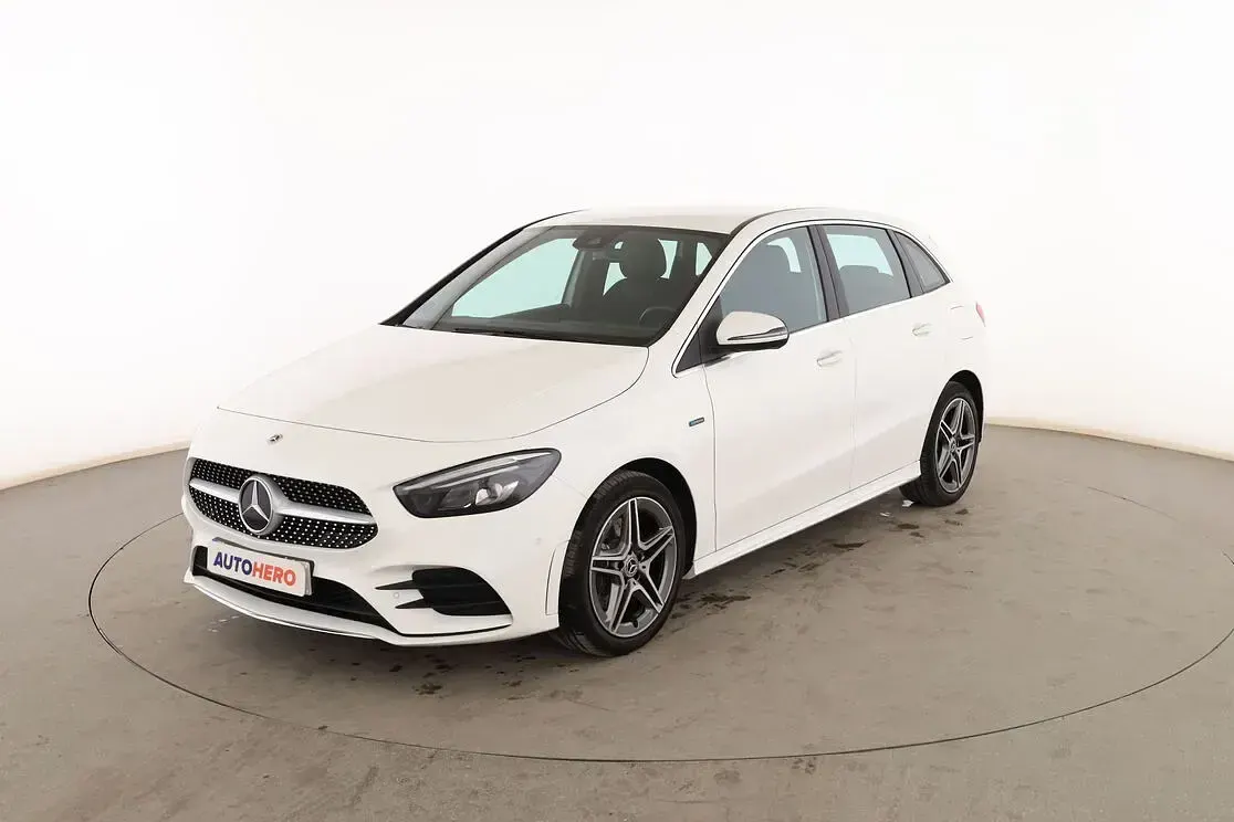 Usado Mercedes B250e AMG line 218 CV (160 kW) 2021 Utilitario