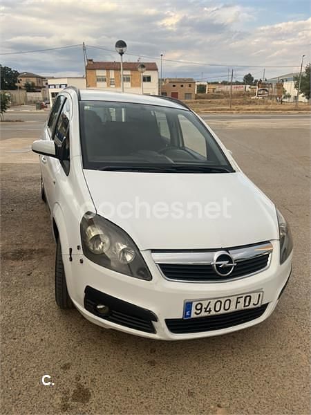 Blanco Usado 2006 Opel Zafira Enjoy Monovolumen | 2500 € (Buen precio) - Imagen 1/4