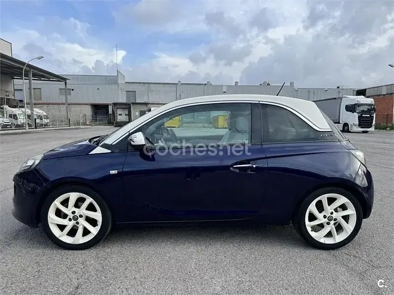 Usado Opel Adam 87 CV (63 kW) 2014 Azul Utilitario