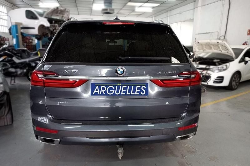 Usado BMW X7 333 CV (244 kW) 2022 Gris SUV