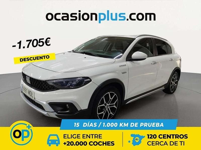 Usado Fiat Tipo Cross 131 CV (96 kW) 2023 Blanco Utilitario