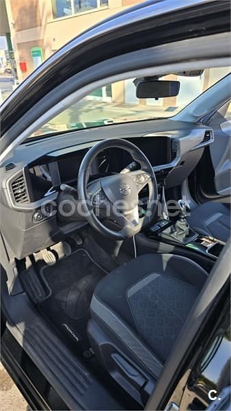 Käytetty Opel Mokka Edition 136 HP (100 kW) 2023 Musta Katumaasturi