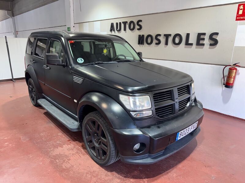 Usado Dodge Nitro SXT 177 CV (130 kW) 2007 Negro SUV