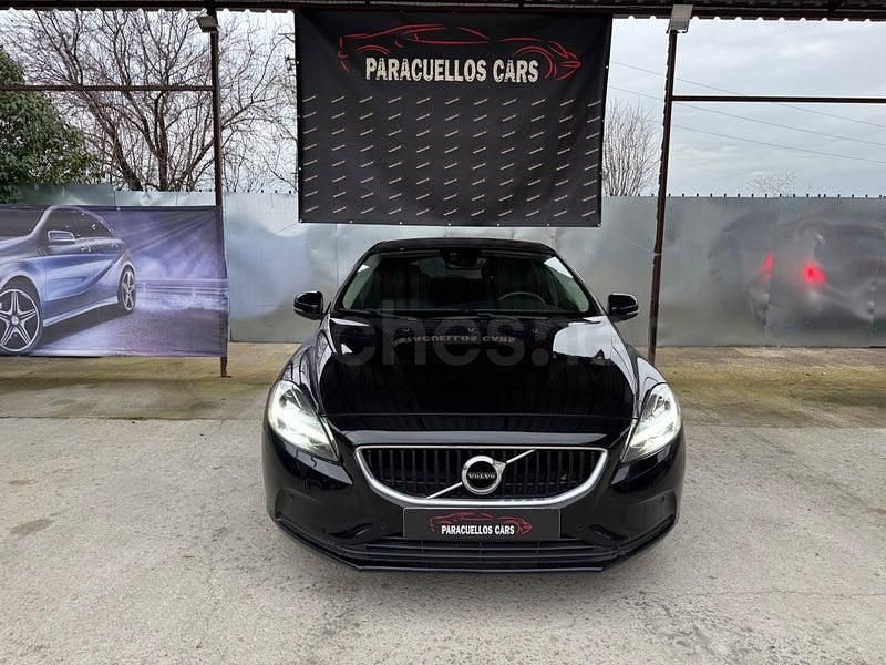 Usado Volvo V40 Inscription 120 CV (88 kW) 2019 Negro Berlina