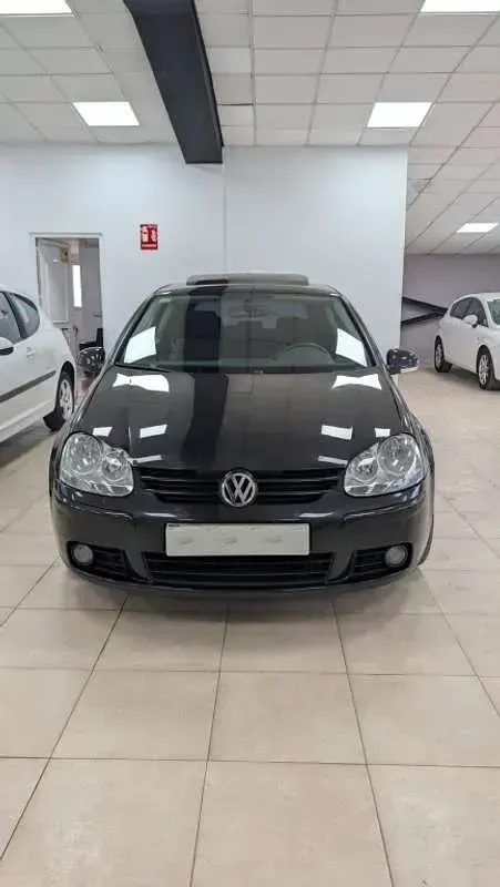 Usado VW Golf IV Sportline 140 CV (102 kW) 2005 Negro Utilitario