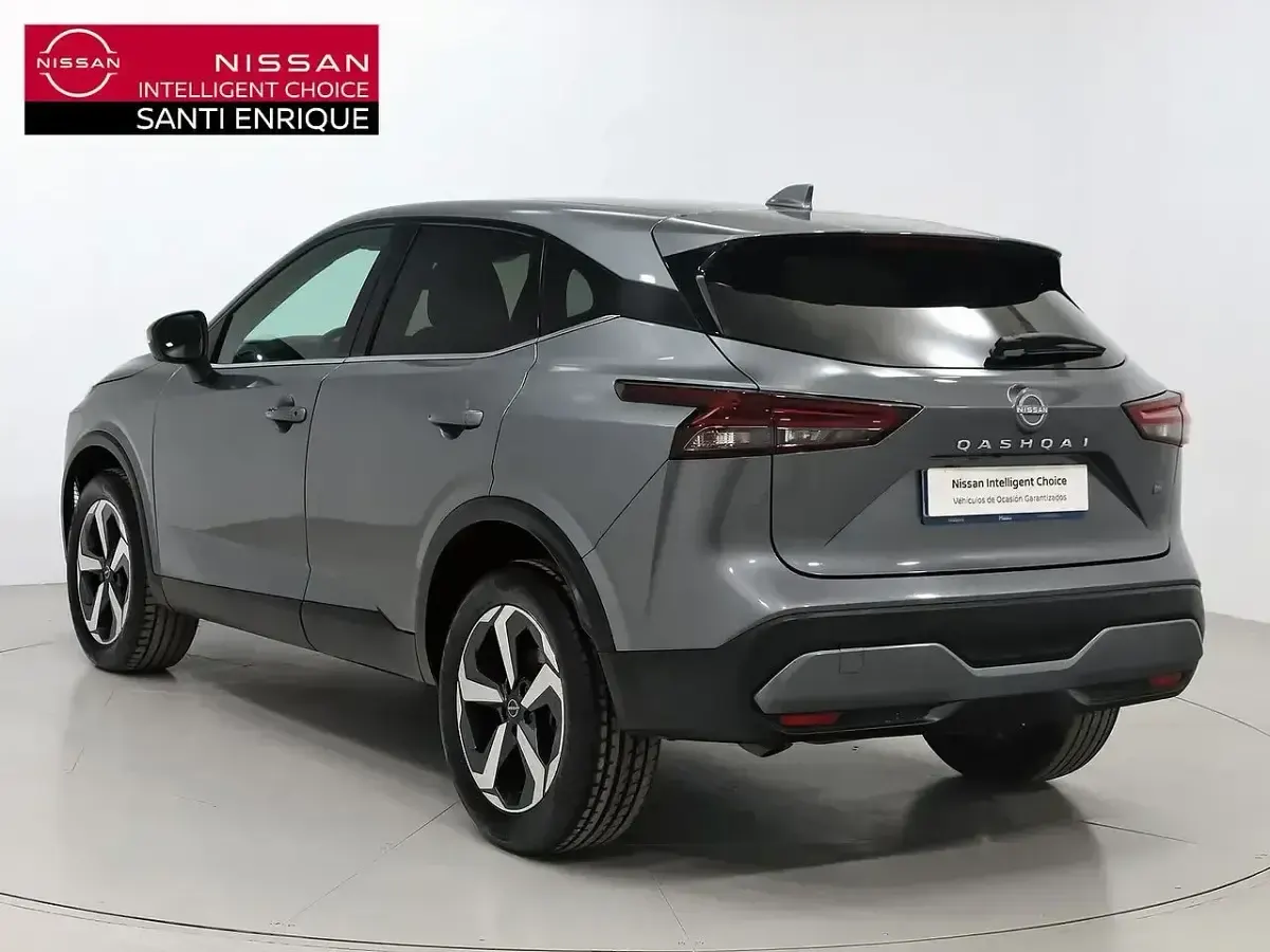 Usado Nissan Qashqai N-Connecta 140 CV (102 kW) 2024 Gris SUV