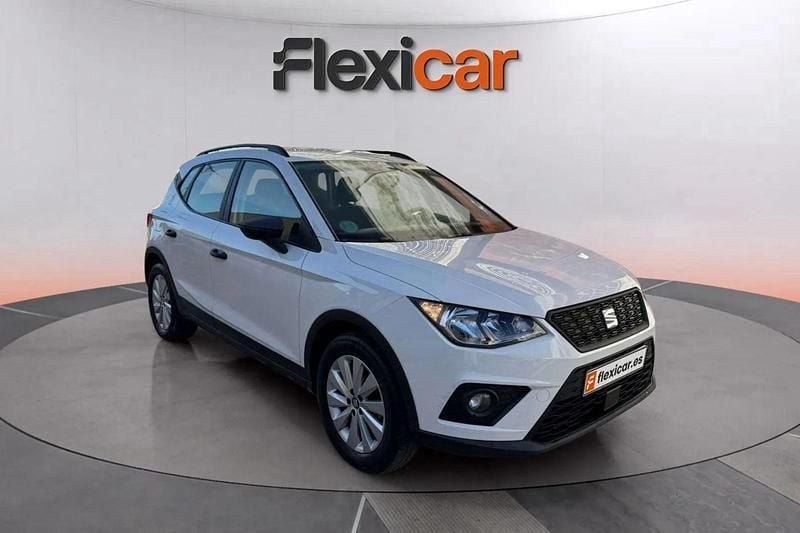 Blanco Usado 2019 Seat Arona Reference SUV | 13.190 € (Precio justo) - Imagen 1/4