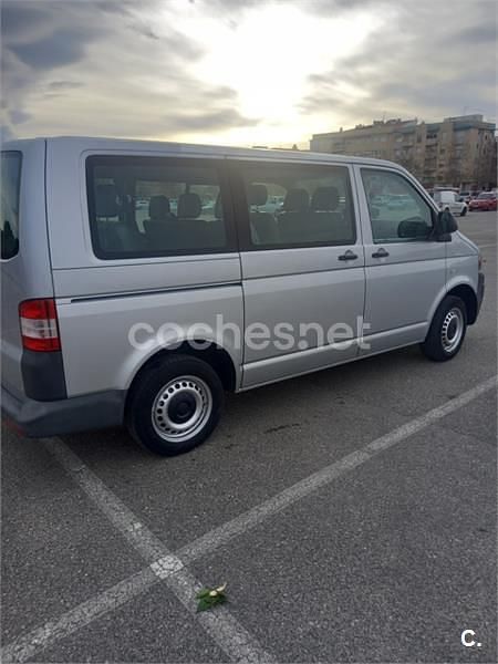 Usado VW Transporter 102 CV (75 kW) 2012 Gris / plata Van