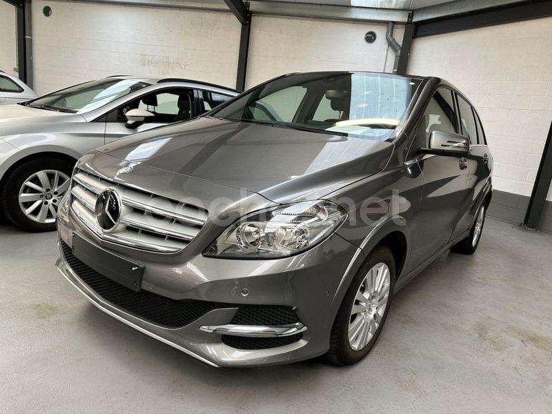 Beige Usado 2017 Mercedes B200 Monovolumen | 16.500 € (Buen precio) - Imagen 1/4