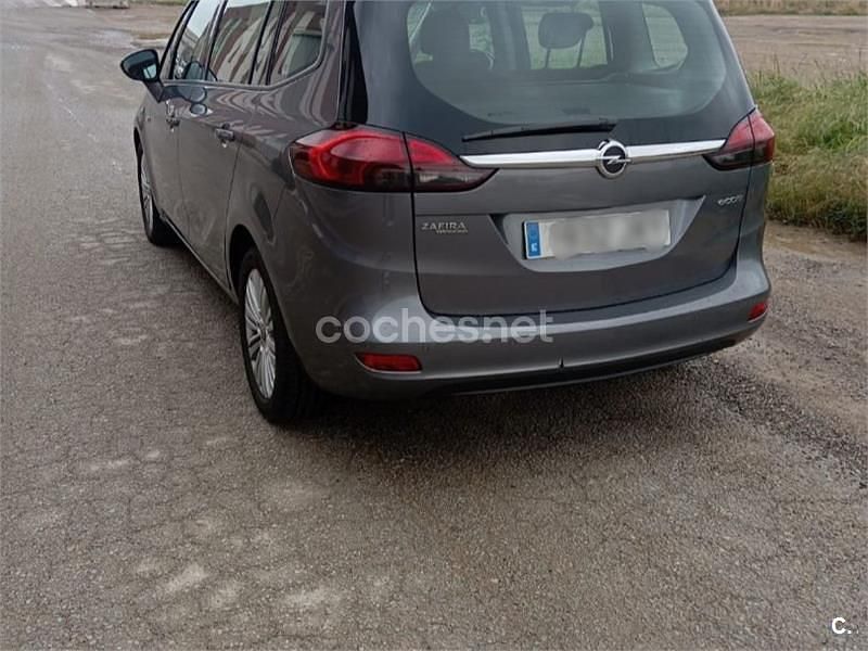 Usado Opel Zafira Tourer Selective 136 CV (100 kW) 2017 Gris / plata Monovolumen