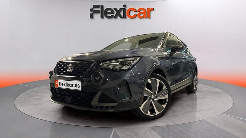 Usado Seat Arona FR 150 HP (110 kW) 2024 Azul SUV