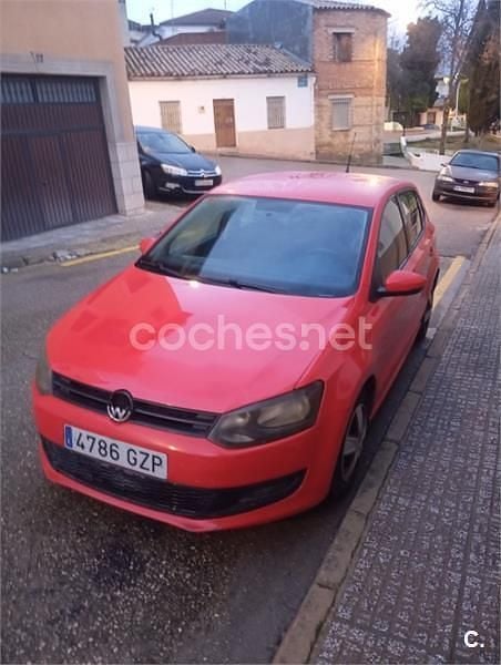 Usado VW Polo Advance 85 CV (62 kW) 2010 Rojo Utilitario
