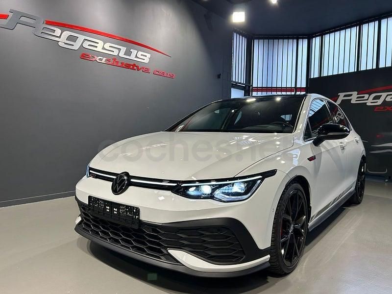 Usado VW Golf VII GTI Clubsport 301 CV (221 kW) 2021 Blanco Utilitario