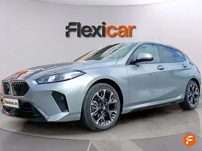 Usado BMW 118 150 CV (110 kW) 2025 Gris Utilitario