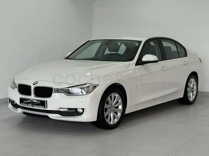 Usado BMW 318 Gran Turismo 143 CV (105 kW) 2014 Blanco Berlina