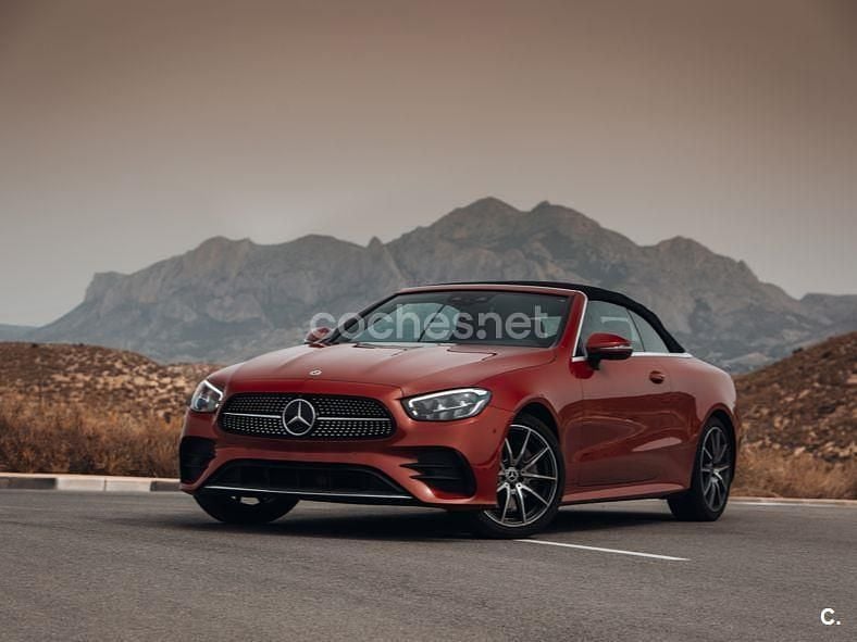 Rojo Usado 2022 Mercedes E220 Descapotable | 44.900 € (Precio justo) - Imagen 1/4